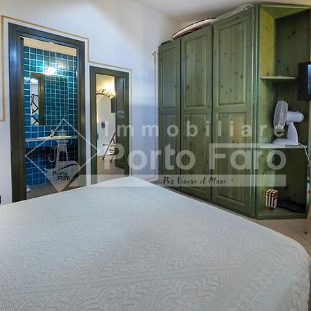 23 Baia Faro - Trilocale Mansardato Con Ampia Terrazza Vista Mare Palau Exteriér fotografie