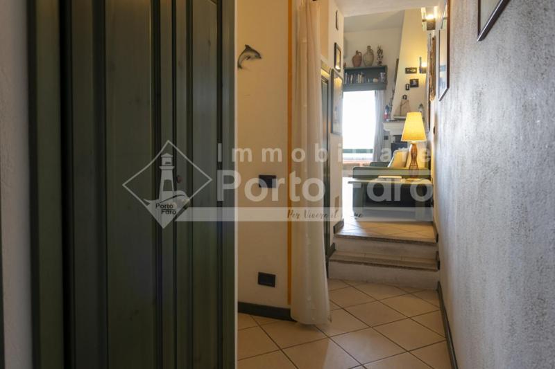 23 Baia Faro - Trilocale Mansardato Con Ampia Terrazza Vista Mare Palau Exteriér fotografie